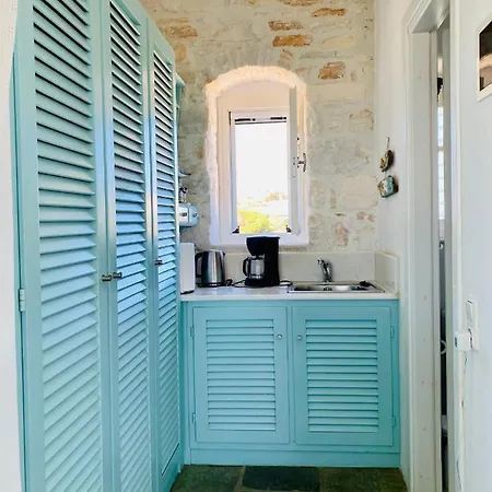 Santa Maria Traditional Stone * Santa Maria (Paros)